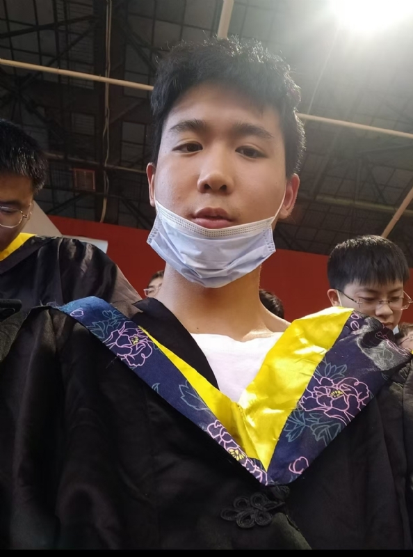 落落大方的第一张照片--沛县蓝颜知己交友网